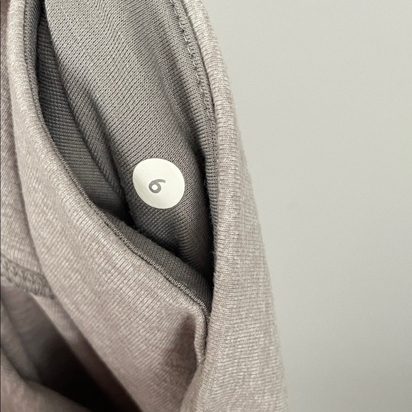 lululemon athletica Light Gray Leggings - Picture 4 of 4